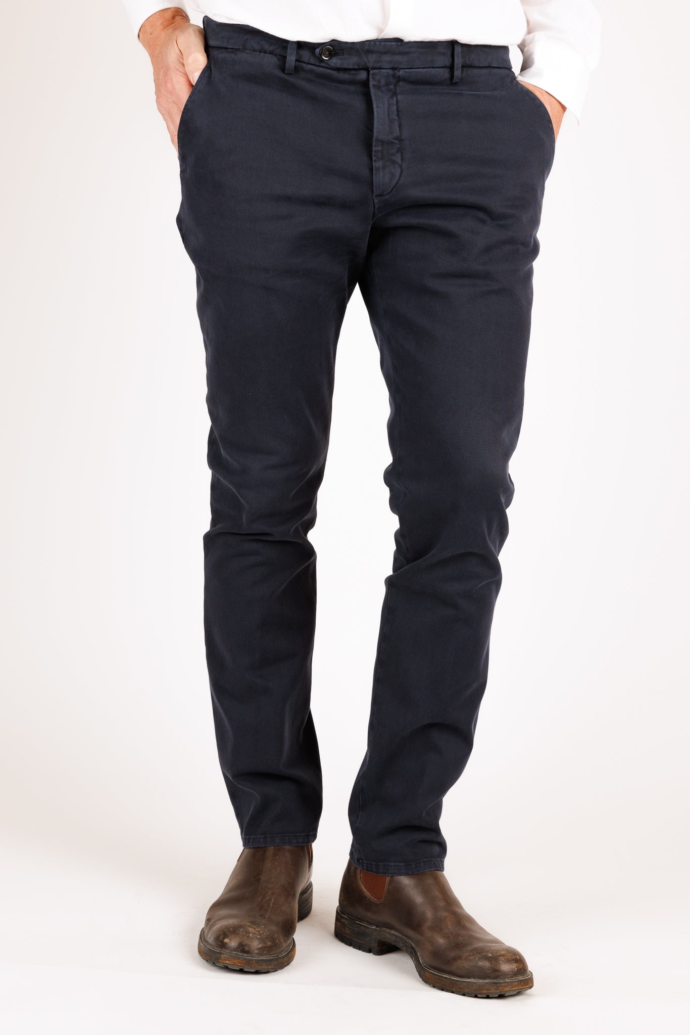 Briglia:   BG62 Chinos