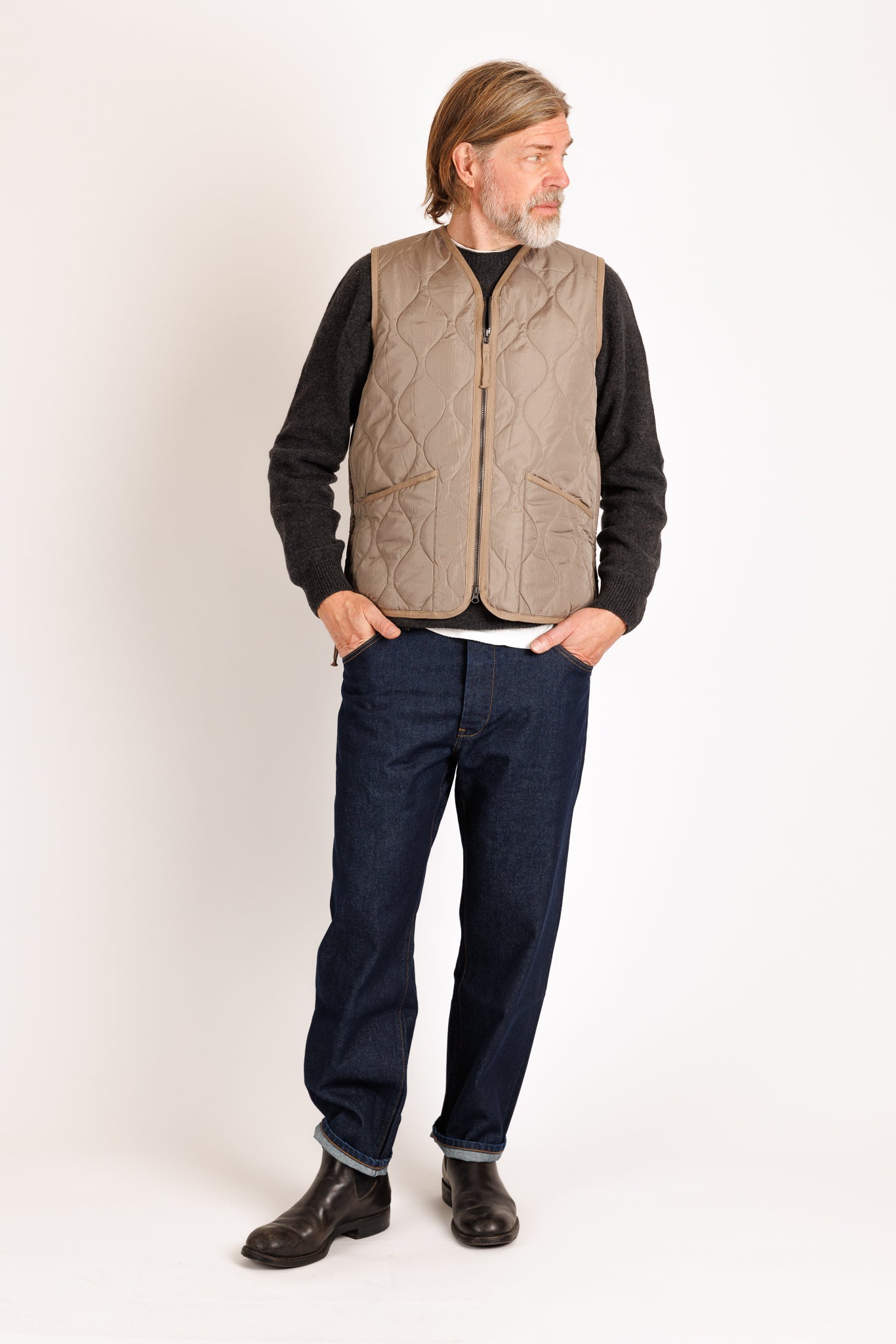 Taion:  Military w-zip Vneck  Down vest