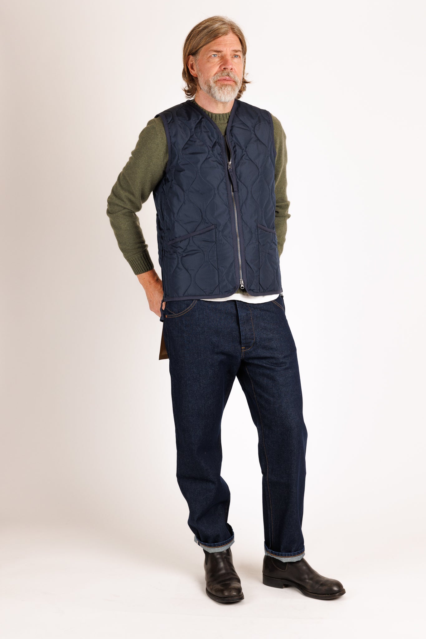 Taion:  Military w-zip Vneck  Down vest