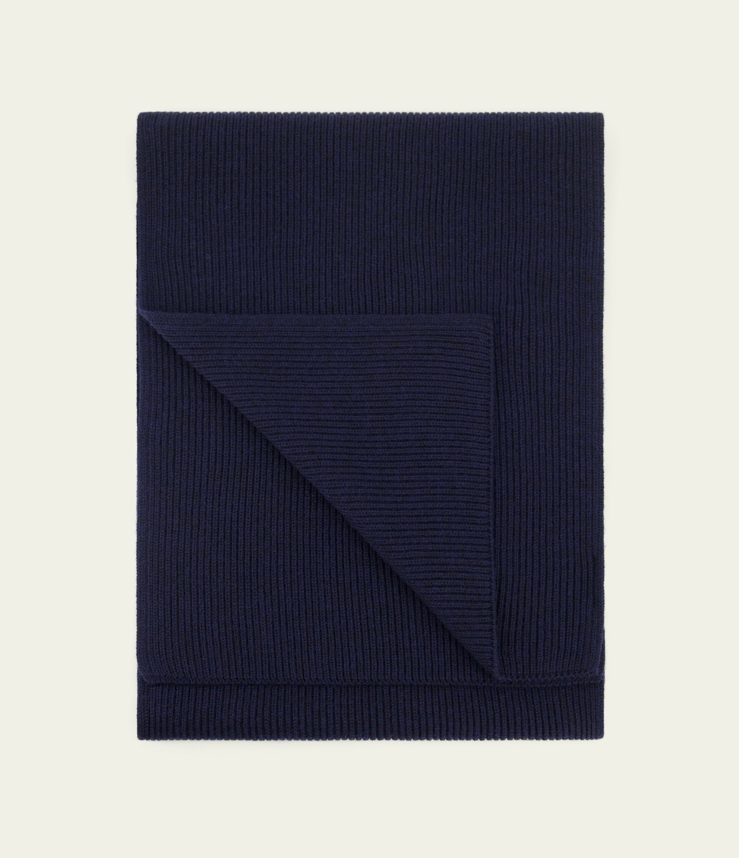 Nitto Knitwear:  Echarpe Loris