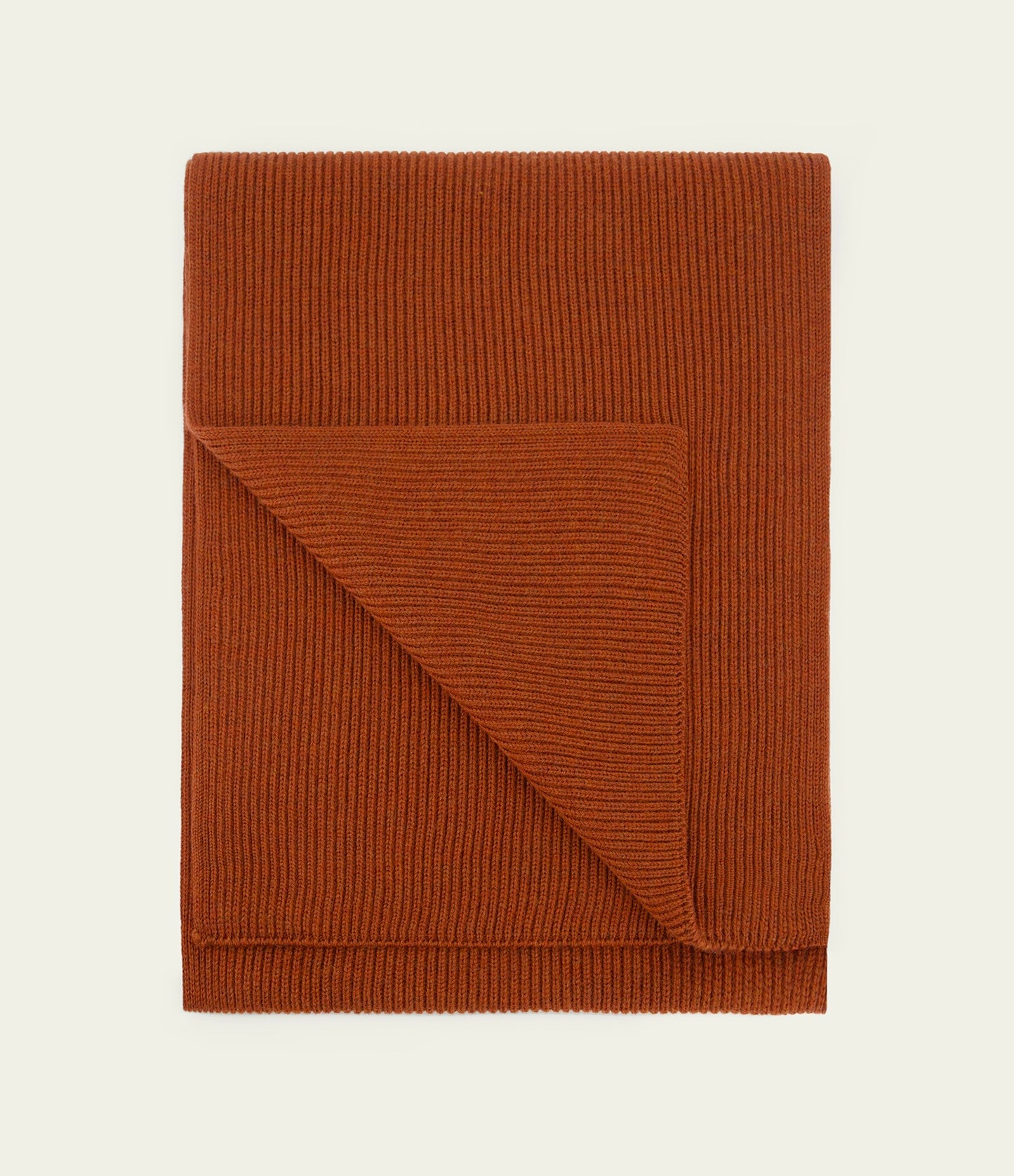 Nitto Knitwear:  Echarpe Loris